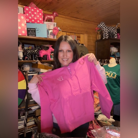 🍒 Live Show 🎥 Unlisted Notifications 🍒 - Picture 3 of 4